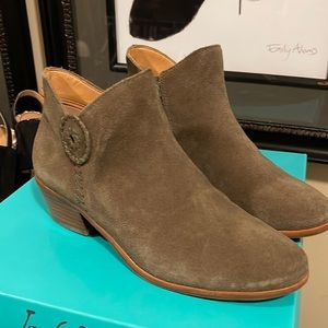 Jack Rogers boots